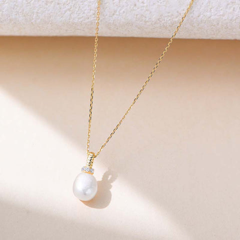 Single Simple Pearl Necklaces