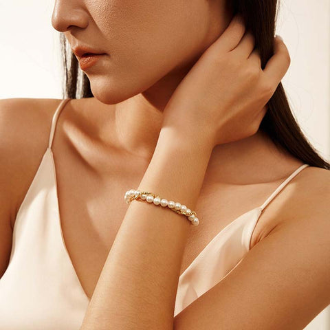 Intertwined Pearls Bracelets in Crushed Silver