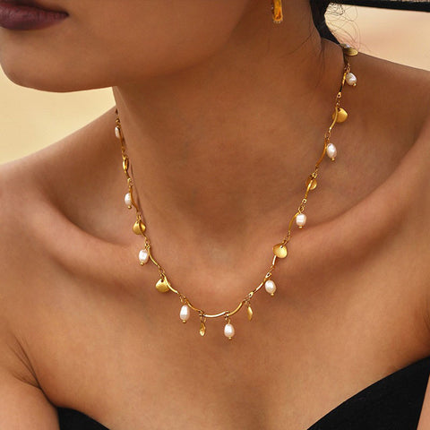 Yellow Shell Pearl Necklaces