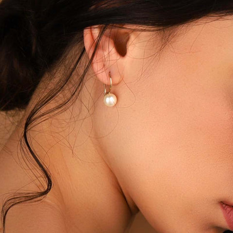 Simple Gold Hook Pearl Earrings