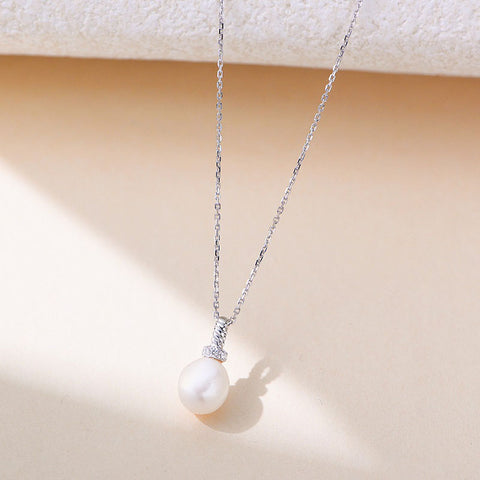 Single Simple Pearl Necklaces