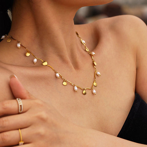 Yellow Shell Pearl Necklaces